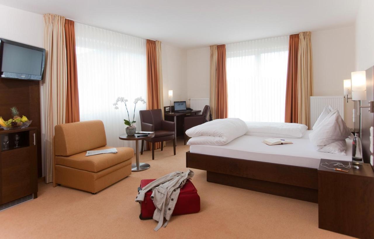 Hotel-Restaurant Birkenhof Bad Soden-Salmuenster Ngoại thất bức ảnh